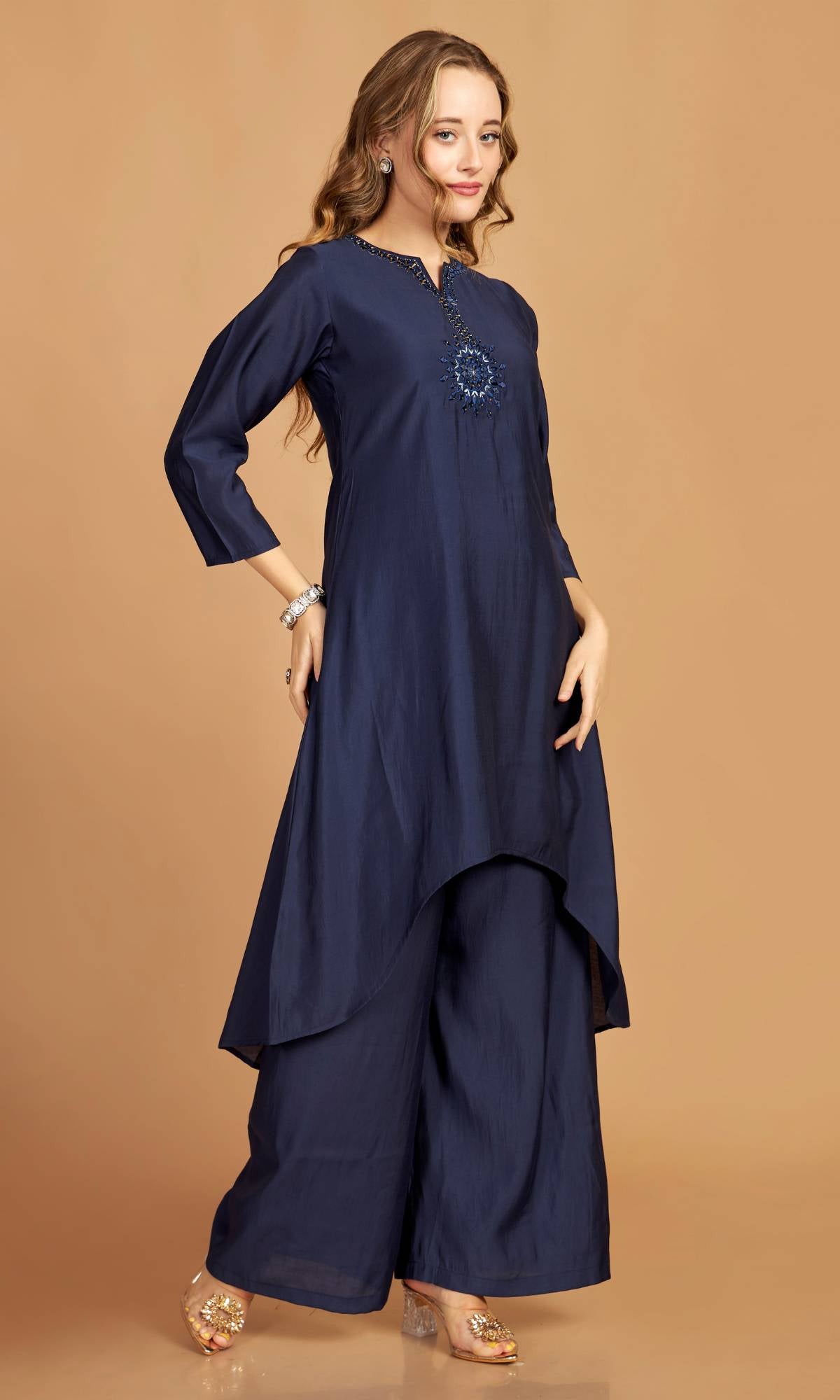 Asymmetric Kurti Pant Set